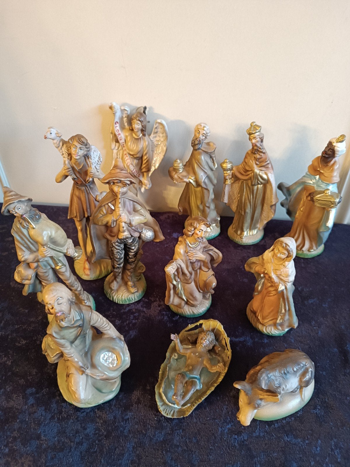 Italiaanse Antieke Heilige Figuren Kerst Groep Stal, Diversen, Ophalen of Verzenden, Zo goed als nieuw