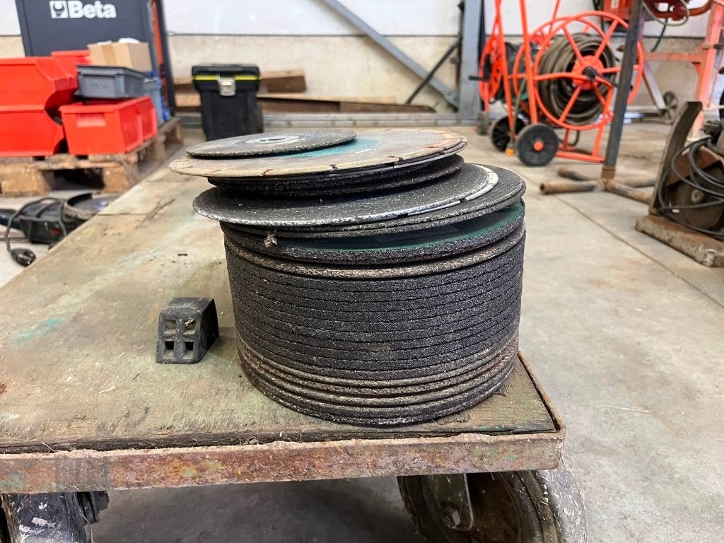 Slijpschijf + schijven, Doe-het-zelf en Bouw, Gereedschap | Slijpmachines, Ophalen, Gebruikt