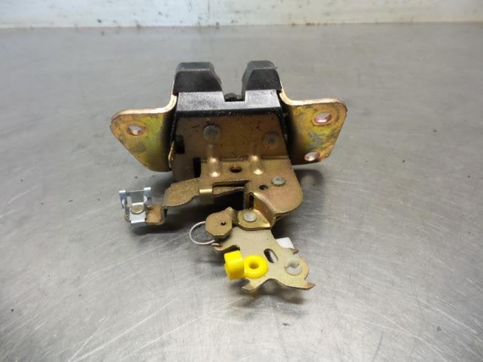 Mécanique de verrouillage hayon d'un Mitsubishi Space Star, -, Utilisé, Mitsubishi, -