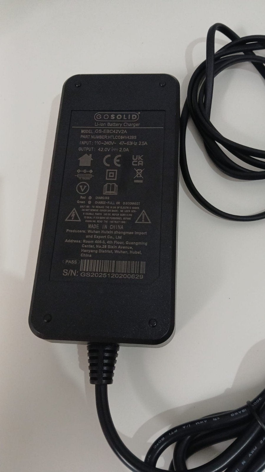 GO SOLID! Adapter / Oplader – Nieuw (Ongebruikt), Audio, Tv en Foto, Opladers, Ophalen