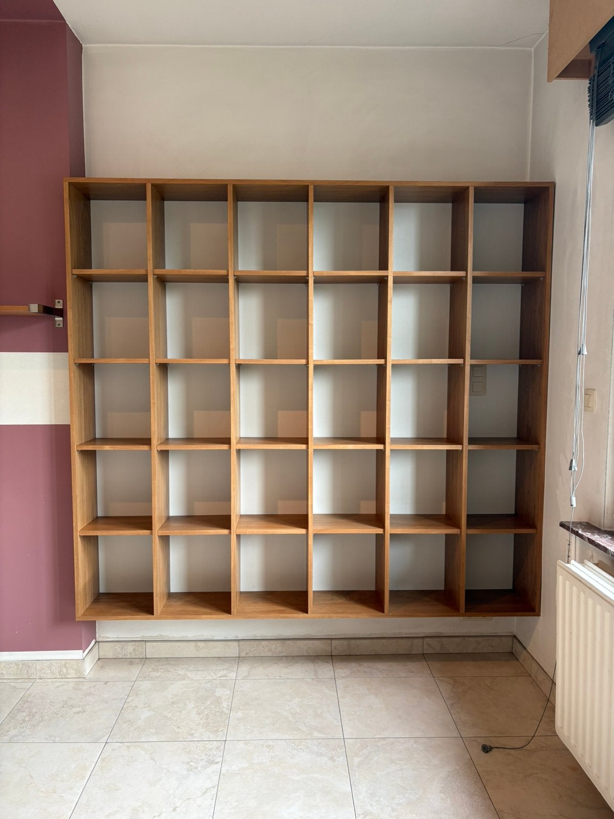 Grote open vakkenkast, Ophalen, Gebruikt