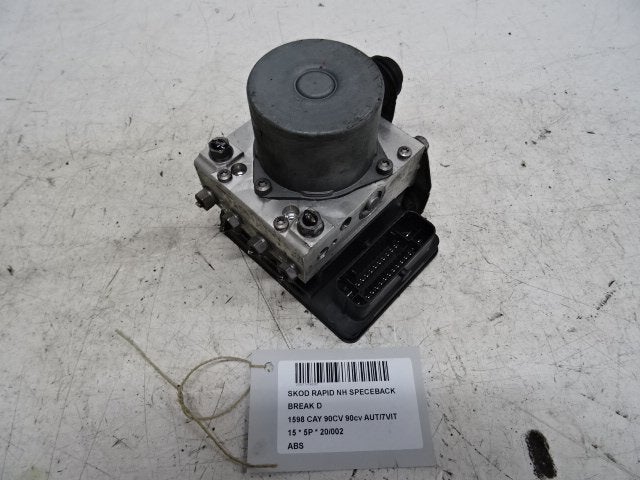 BLOC ABS (FREINS ANTI-BLOCAGE) Skoda Rapid (6R0614517BD), Utilisé, Skoda