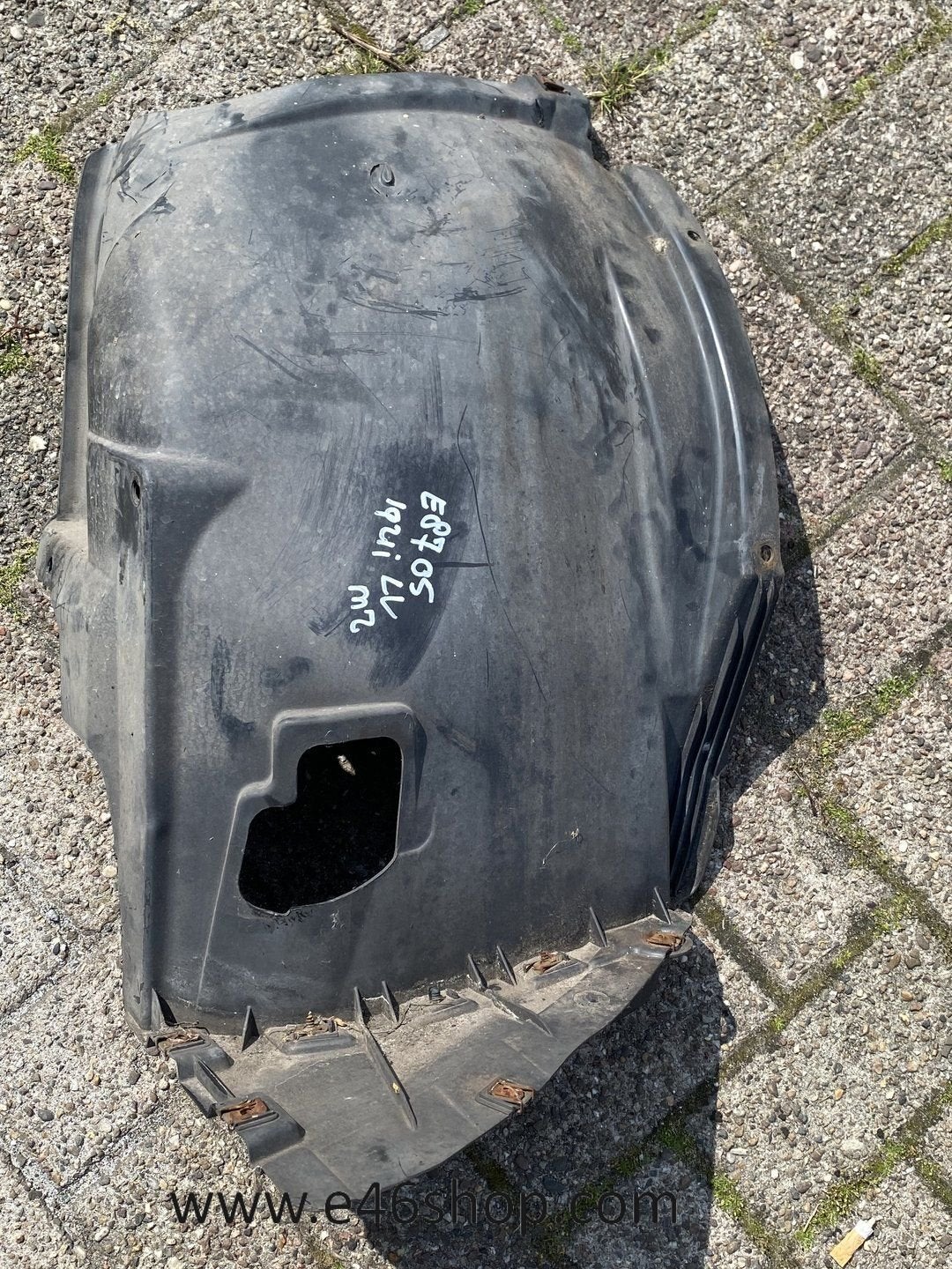 MODDERKUIP WIELKUIP BMW 1 SERIE LINKS VOOR, -, Utilisé, -, Enlèvement ou Envoi