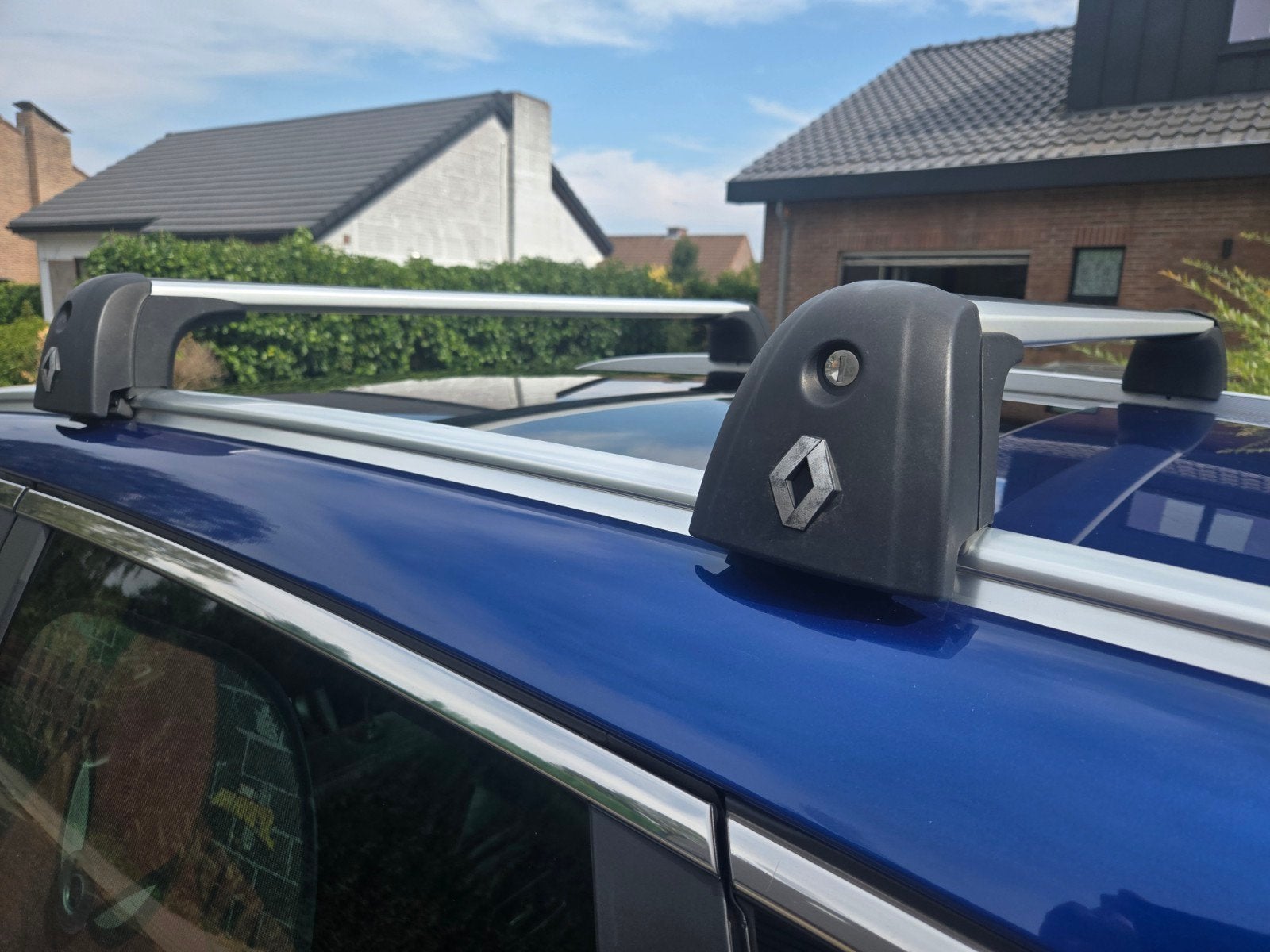 Originele Renault Kadjar dakdragers — QuickFix-systeem, Auto diversen, Ophalen, Gebruikt