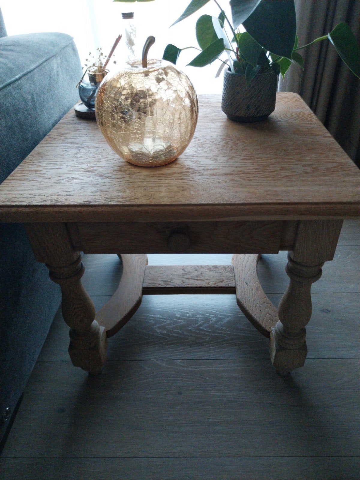 Mooi,gezandstraald eiken salontafeltje., Enlèvement