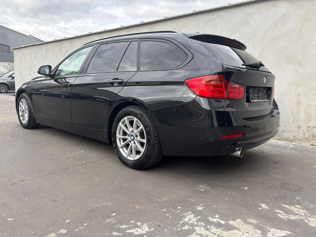 BMW 318 D Break

Automaat, Auto's, BMW, Bedrijf, Elektrische buitenspiegels, Te koop, Break