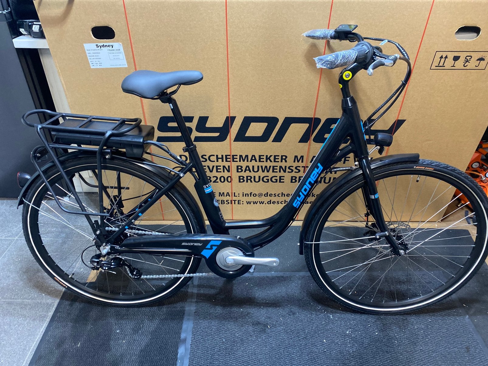 Sydney, Fietsen en Brommers, Ophalen, Nieuw, 50 km per accu of meer