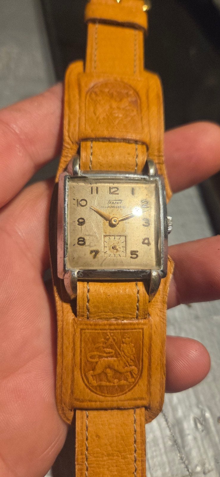 Horloges, Ophalen