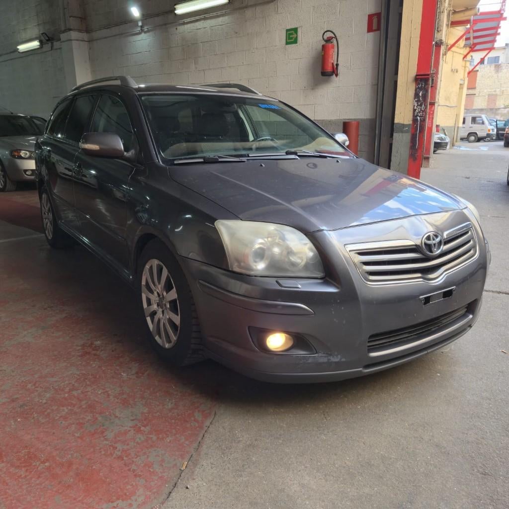 Toyota Avensis- Diesel  2007, Autos, Toyota, Argent ou Gris, Avensis, 93 kW, Boîte manuelle