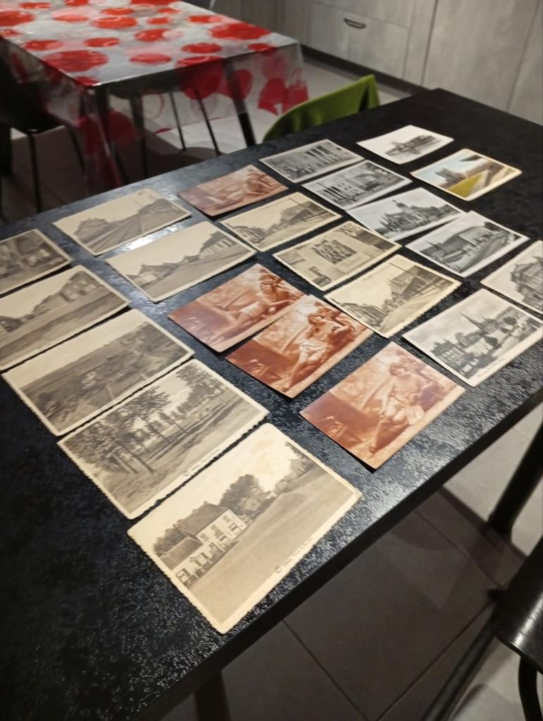 Diverses anciennes cartes postales, Collections