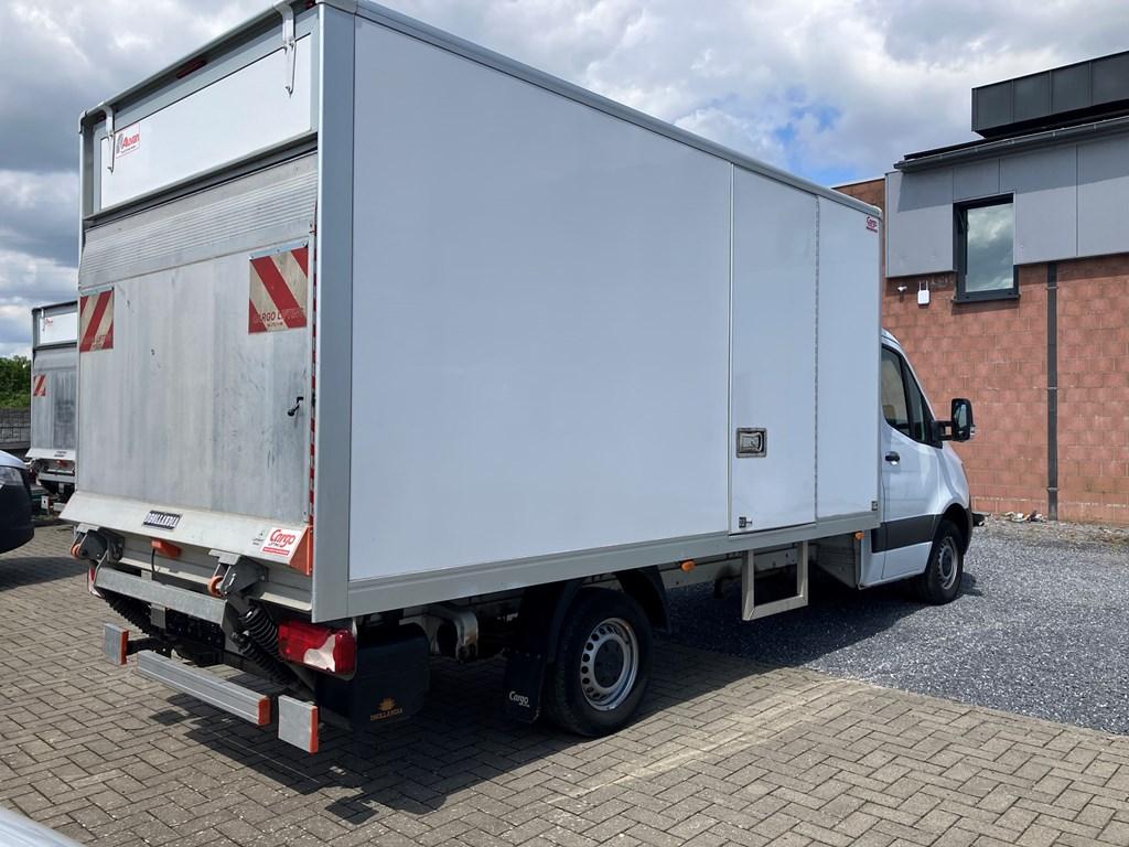 Mercedes-Benz Sprinter 315 37.499€ +BTW / Laadklep + Zijdeu, 4 deurs, Monovolume, Zwart, Bedrijf