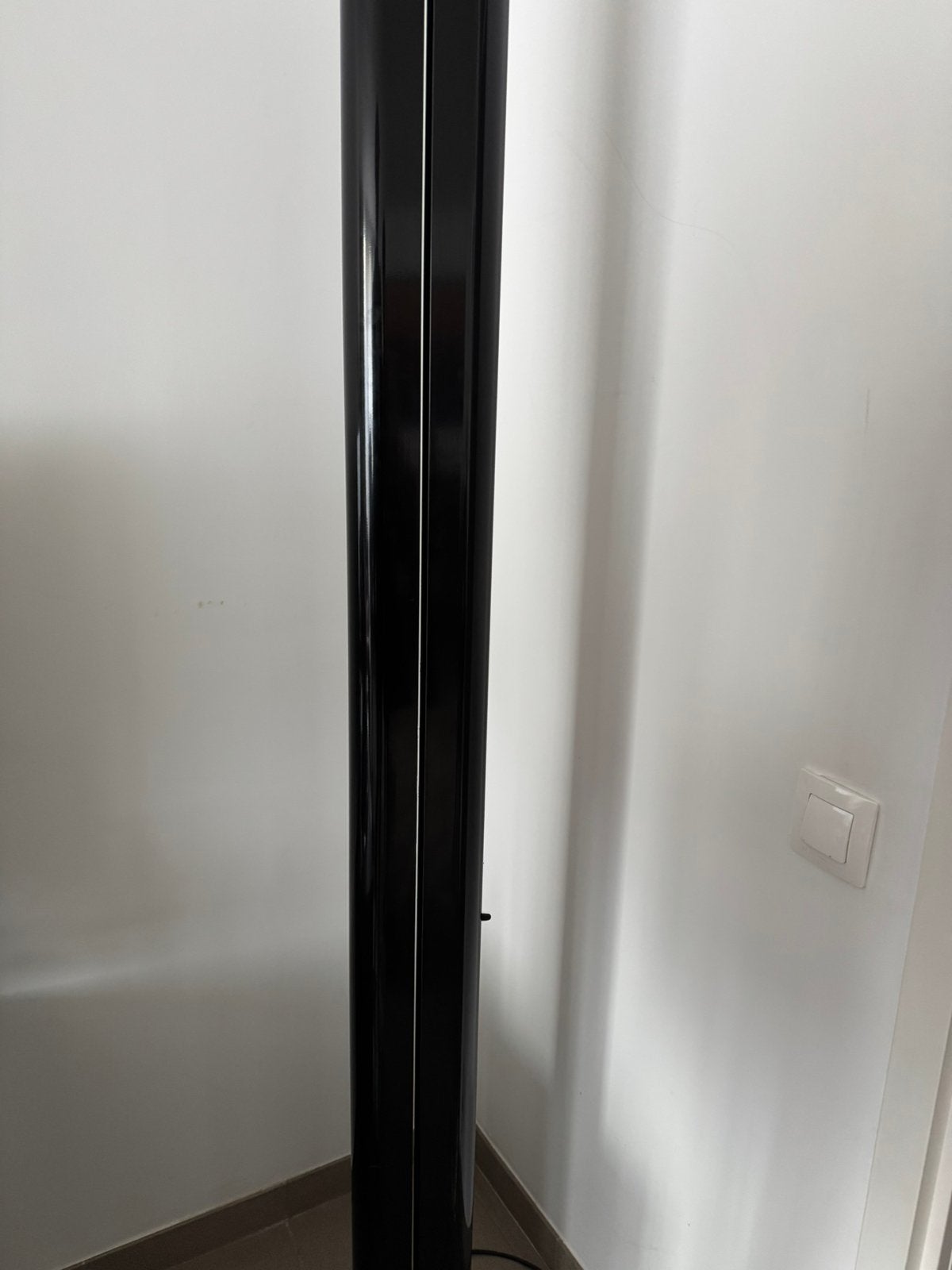 Lampadaire Artemide Megaron – Gianfranco Frattini – Noir, Enlèvement, Utilisé, Métal