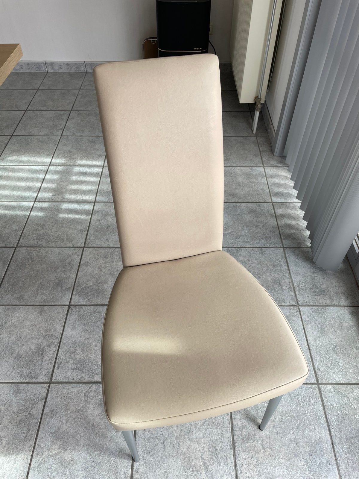Eettafel met 4 stoelen, Huis en Inrichting, Ophalen, Zo goed als nieuw
