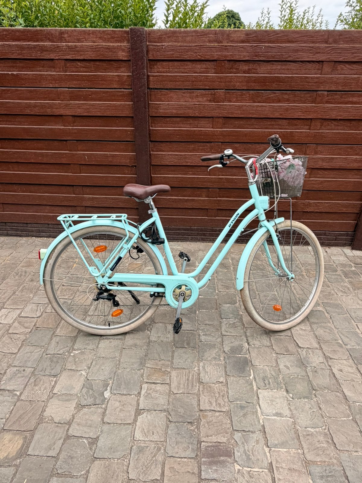 Dames stadsfiets, Fietsen en Brommers, Ophalen, Gebruikt, Overige merken, Mandje