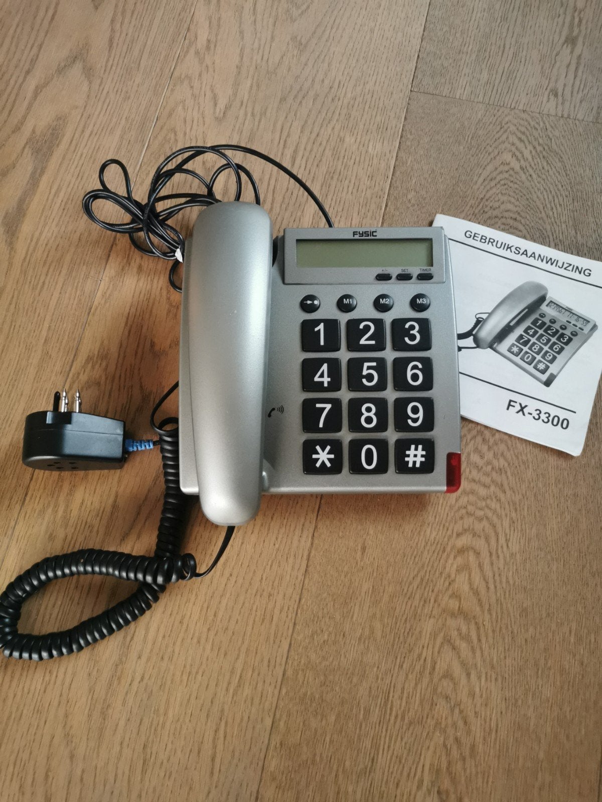 Vaste telefoon met grote toetsen slechtzienden bejaarden, Telecommunicatie, Ophalen of Verzenden, Zo goed als nieuw