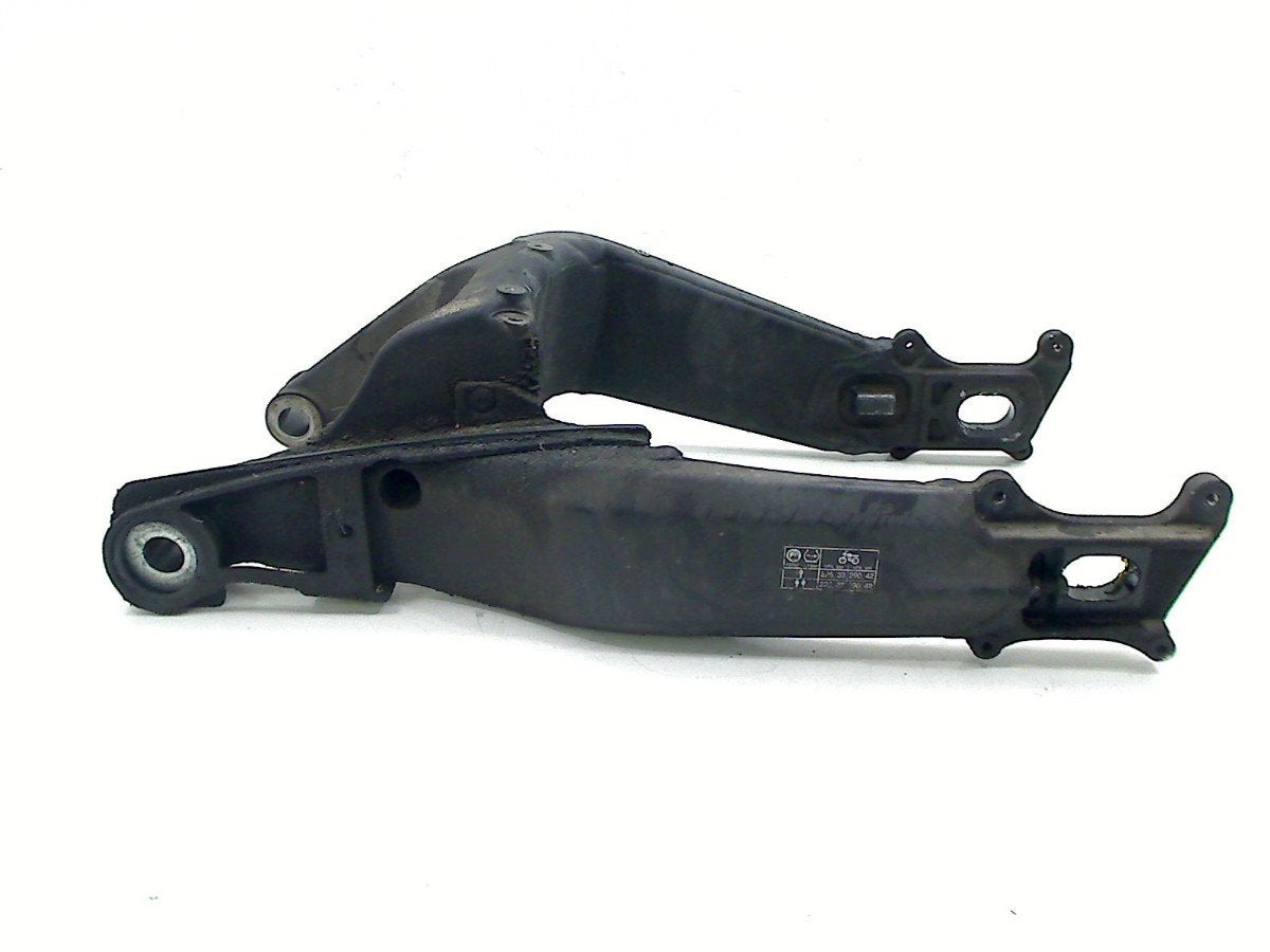 BRAS OSCILLANT Yamaha Niken GT 2021- (MXT850D) (01-2021/-), Dhr. S. di Majo, Utilisé, Info@cama-motorparts.nl, P.J. Troelstraweg 8 8
3144 CX  MAASSLUIS, NL