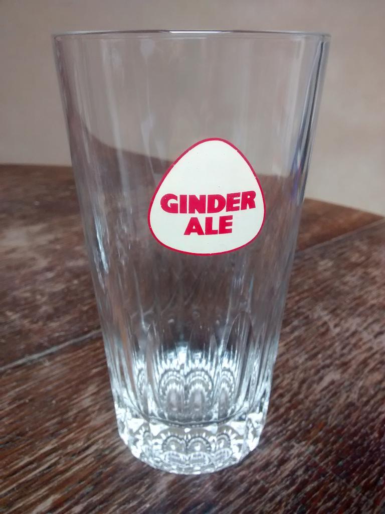 Plusieurs sortes de verres Ginder Ale, Collections, Enlèvement, Utilisé, Verre à bière