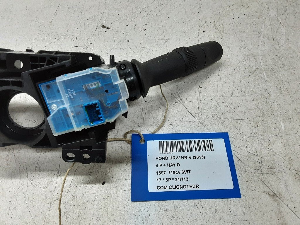 COMMUTATEUR CLIGNOTANT Honda HR-V (RU) (01-2015/-), Hanauer Landstraße  222-224
60314  Frankfurt am Main, DE, Honda, Utilisé, Honda Center GmbH