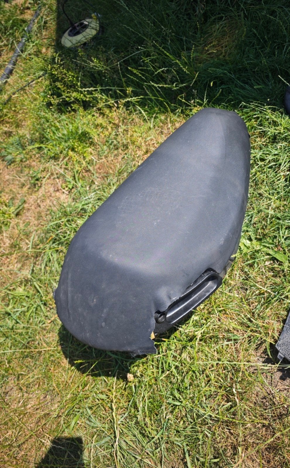 Zadel en zadelbak Piaggio type 3, Vélos & Vélomoteurs, Pièces de cyclomoteur | Scooters, Enlèvement, Selle, Piaggio