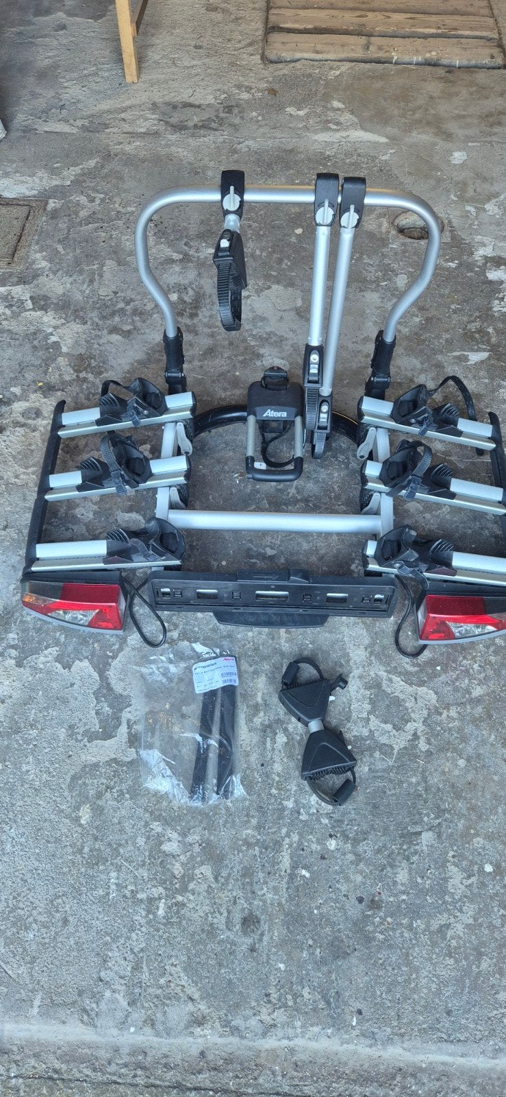 porte velo Atera Vario 3, Autos : Divers, Porte-vélos, Support d'attelage, Pneus larges, 3 vélos ou plus, Comme neuf