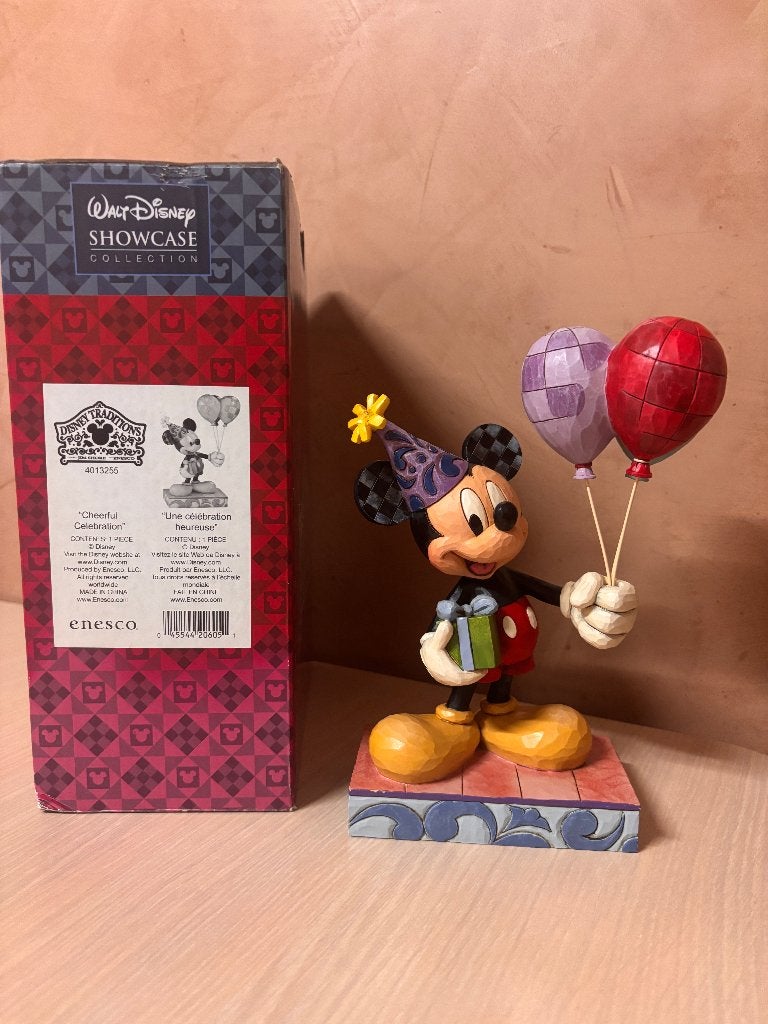 Disney Traditions 4013255 Cheerful Celebration Mickey, Verzamelen, Ophalen of Verzenden, Mickey Mouse, Zo goed als nieuw, Beeldje of Figuurtje