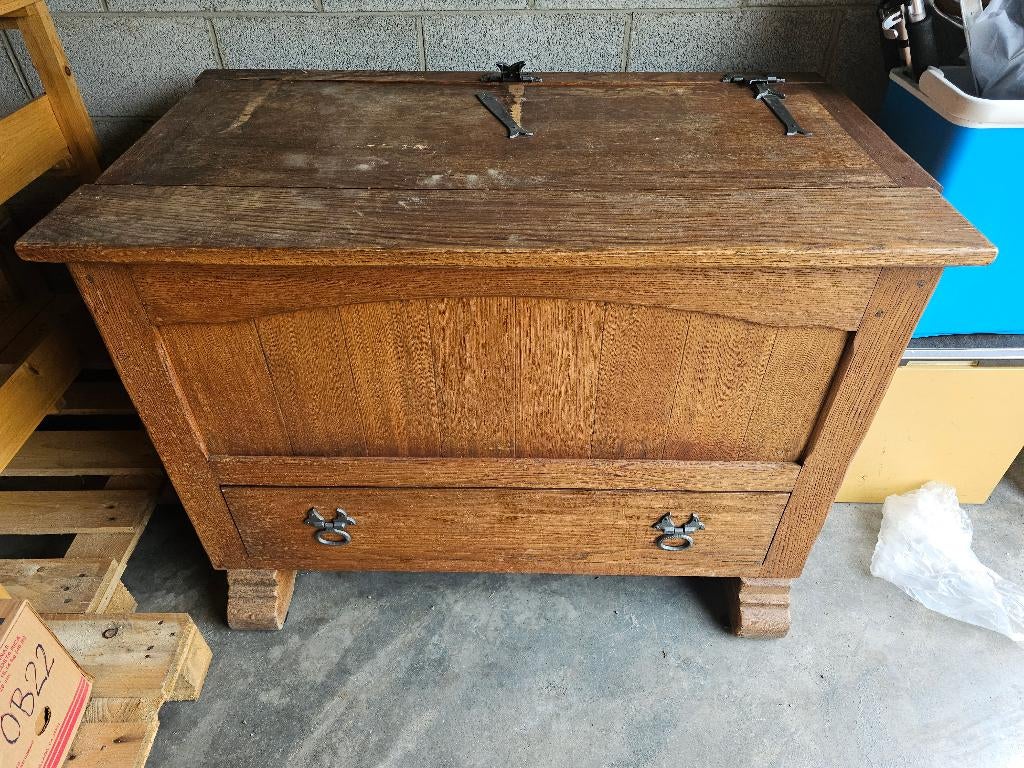 Oude houten kist, Ophalen, Gebruikt
