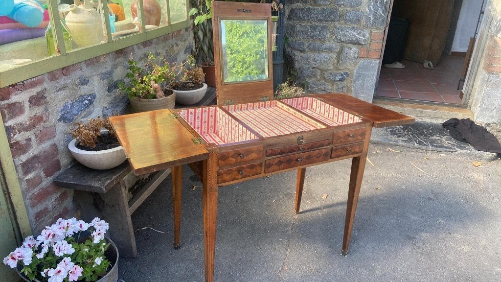 Petite coiffeuse style Louis XVI, Enlèvement ou Envoi