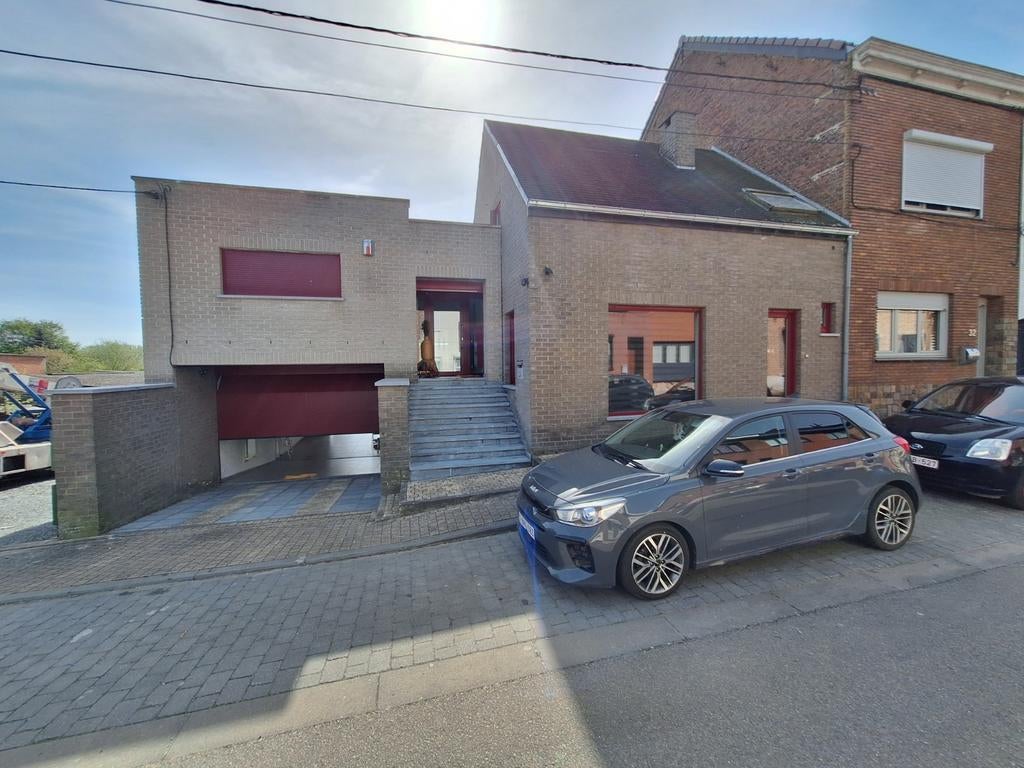 Maison à vendre 4 chambres avec piscine à houdeng goegnies, Immo