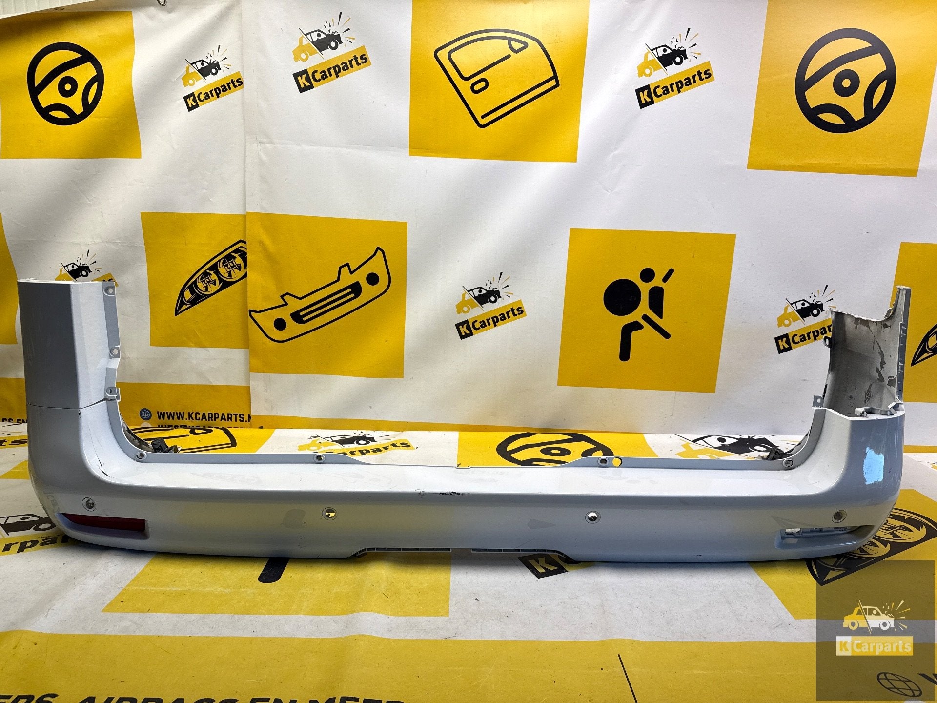 Achterbumper Mercedes-Benz Vito W447 A 4478851825 9B51, Gebruikt, Mercedes-Benz AG, Mercedes-Benz, Mercedesstrasse 120
70372  Stuttgart, DE