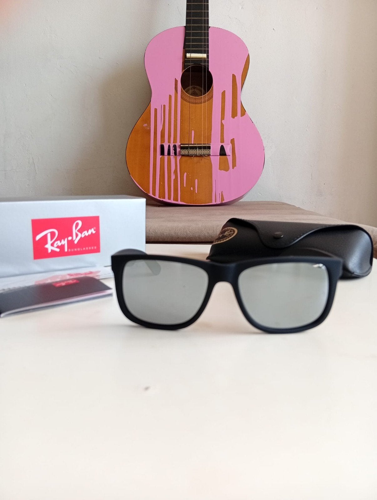 Rayban sunglasses, Handtassen en Accessoires, Zonnebrillen en Brillen | Heren, Ophalen of Verzenden