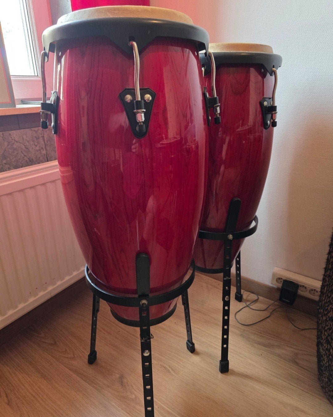 congas met stands, Muziek en Instrumenten, Ophalen, Zo goed als nieuw, Melodische percussie