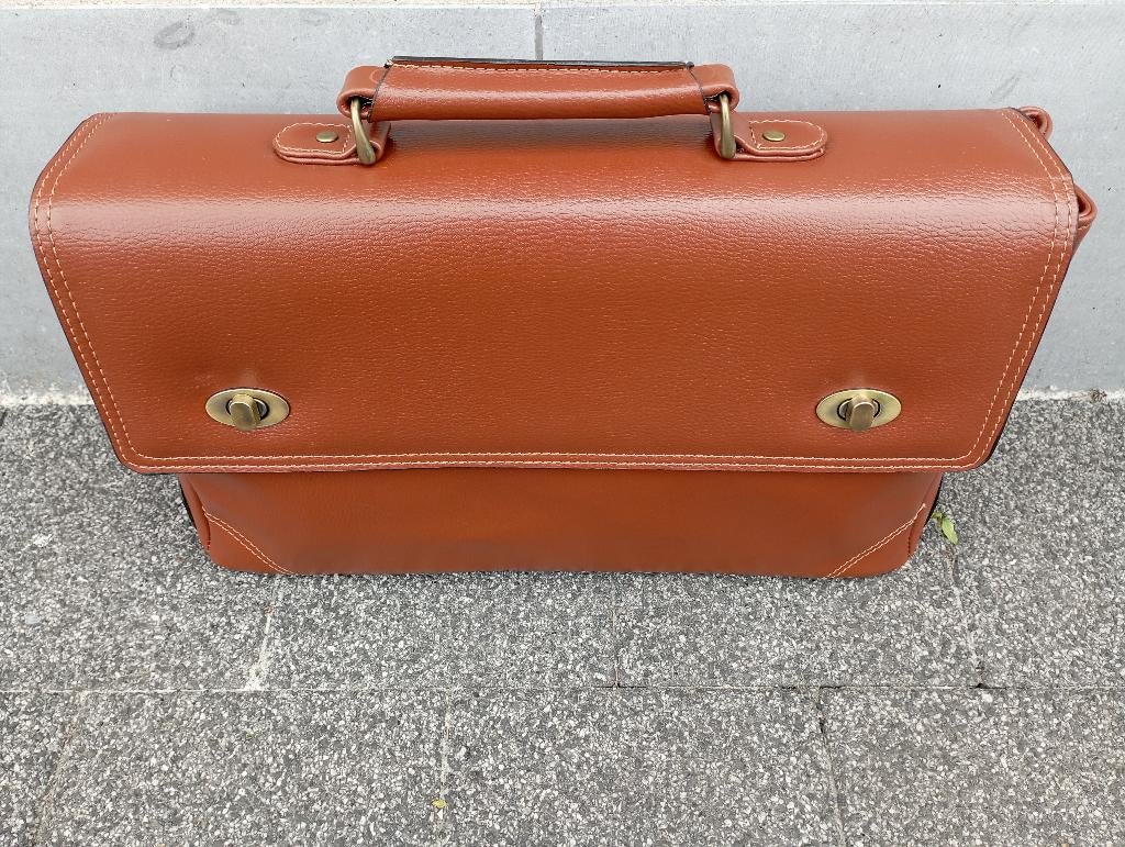 NIEUWE lederen zakelijke bruine boekentas, Ophalen, Bruin, Aktetas of Boekentas, Nieuw