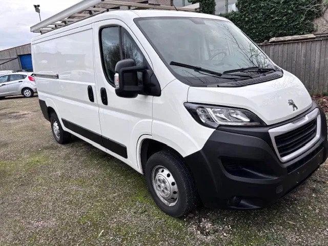 Peugeot Boxer 2.2d 88kw € 14.000 + BTW (bj 2020), Auto's, Stof, Gebruikt, Euro 6, 4 cilinders