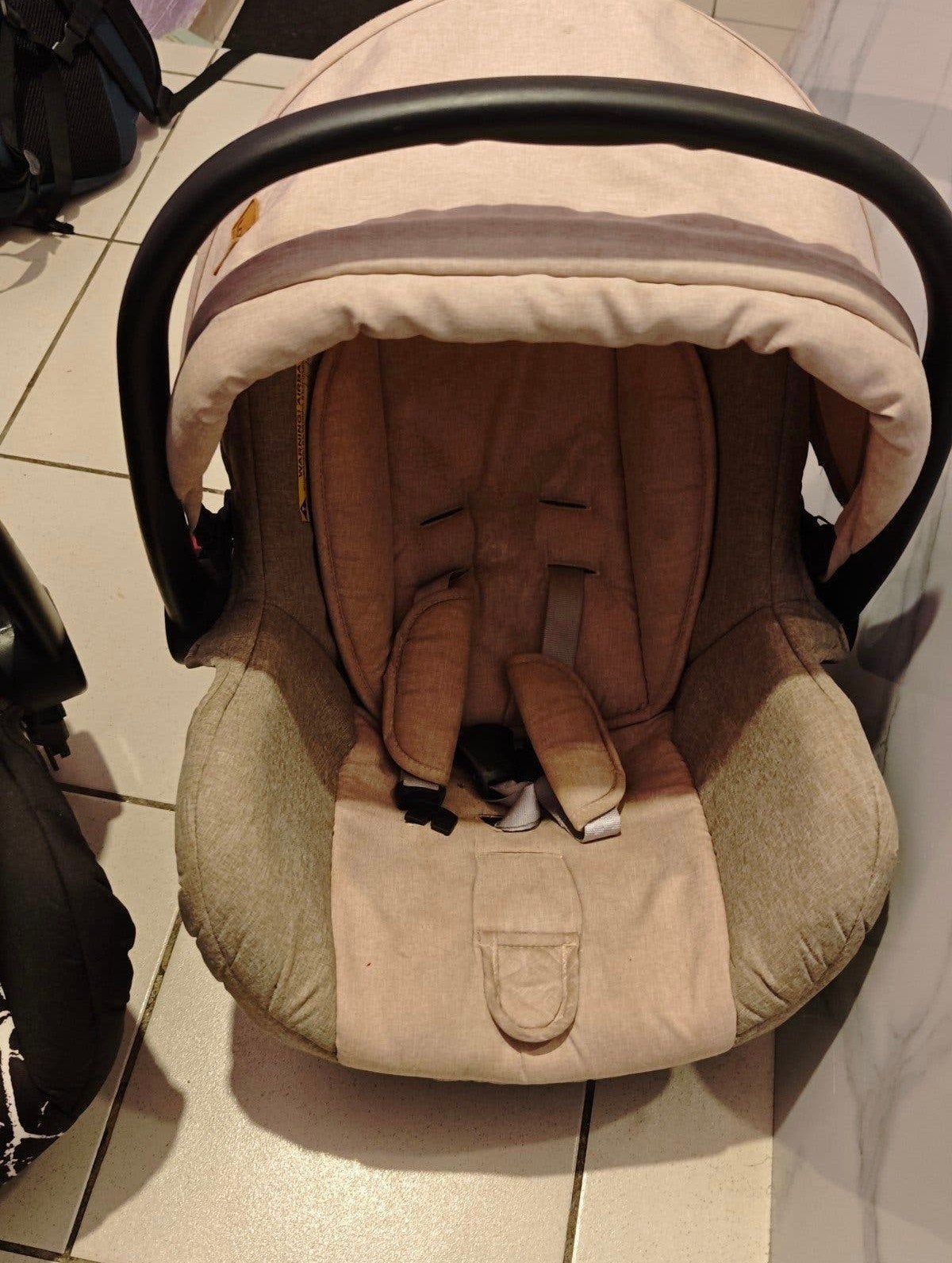 Sièges auto / cosy bébé 15€/pièce, Enlèvement, Comme neuf, Avec ceinture(s)