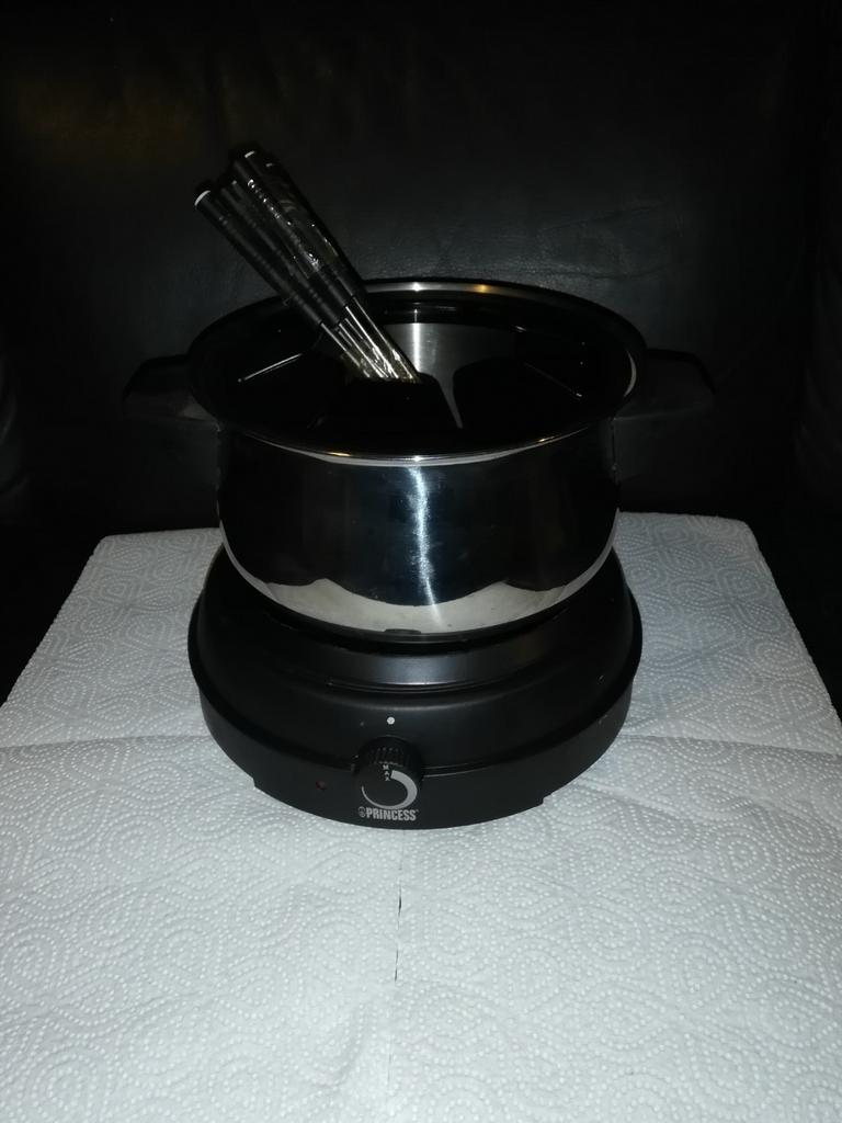 Fondue familiale classique Princess, Electroménager, Fondue, Enlèvement, Neuf, Électrique, Poêle à fondue