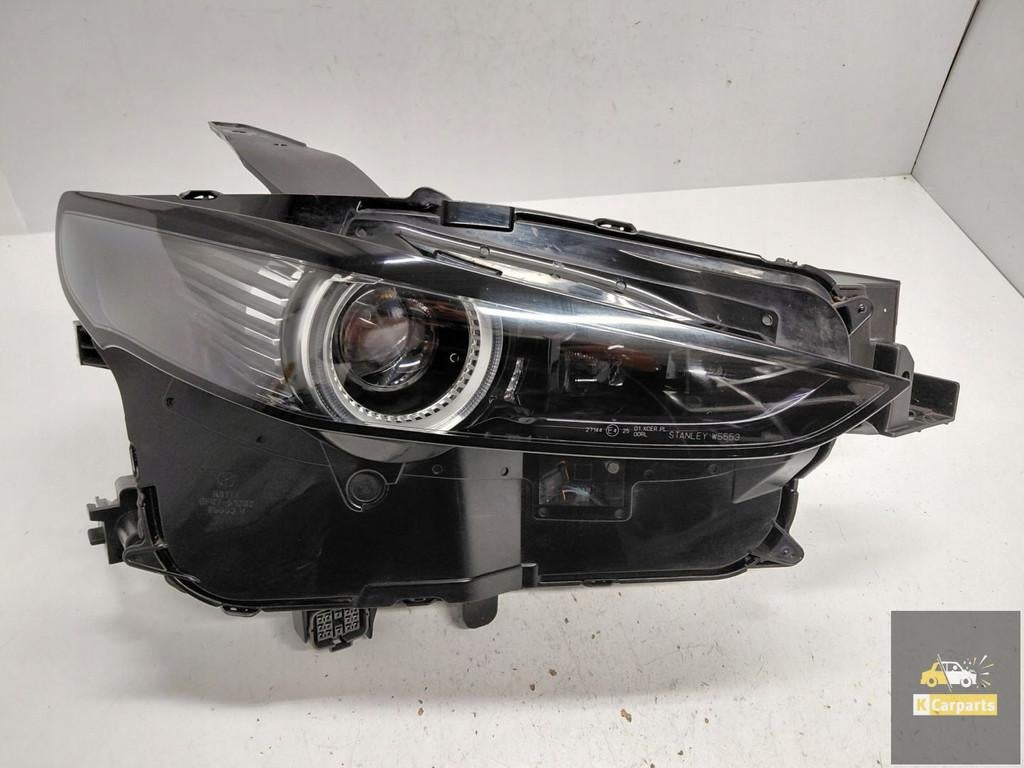 DFR7-51030, Mazda CX30 Full Led 14 Pin rechterlamp Perfect, Auto-onderdelen, Gebruikt, Shinchi, Fuchu-Cho 3-1
730-8670  Hiroshima