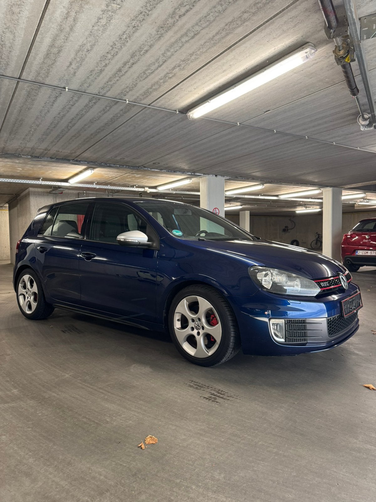 VOLKSWAGEN//GOLF//GTI //2010//220PK//161DKM, Voorwielaandrijving, Stof, Blauw, Handgeschakeld