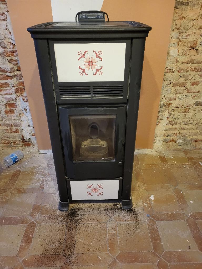 Poele à pellet Palazzetty 10kw, Maison & Meubles, Poêles, Autres carburants, Enlèvement, Utilisé, Poêle à granulés