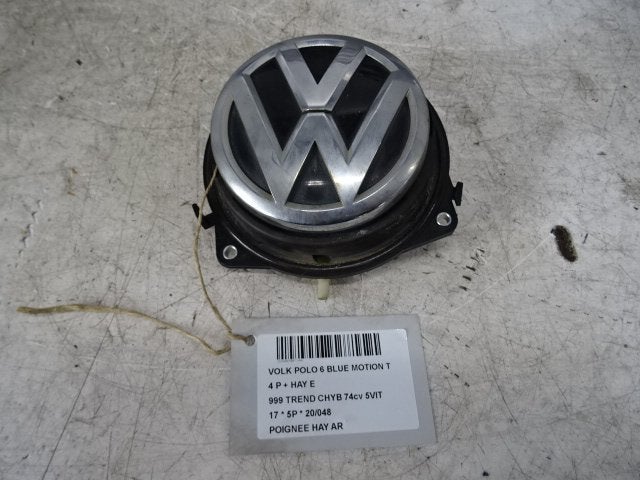 POIGNEE COFFRE / HAYON ARRIERE Polo VI (AW1) (2G6827469F), Utilisé, Volkswagen