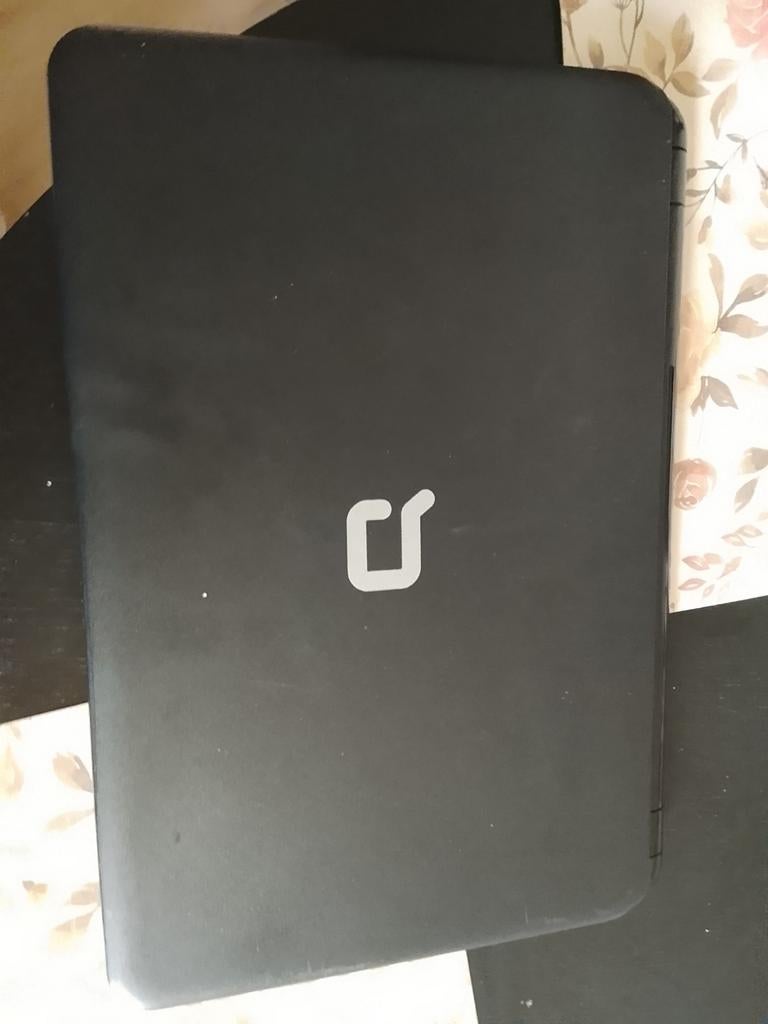 Kapotte laptop ( zie beschrijving), Ophalen
