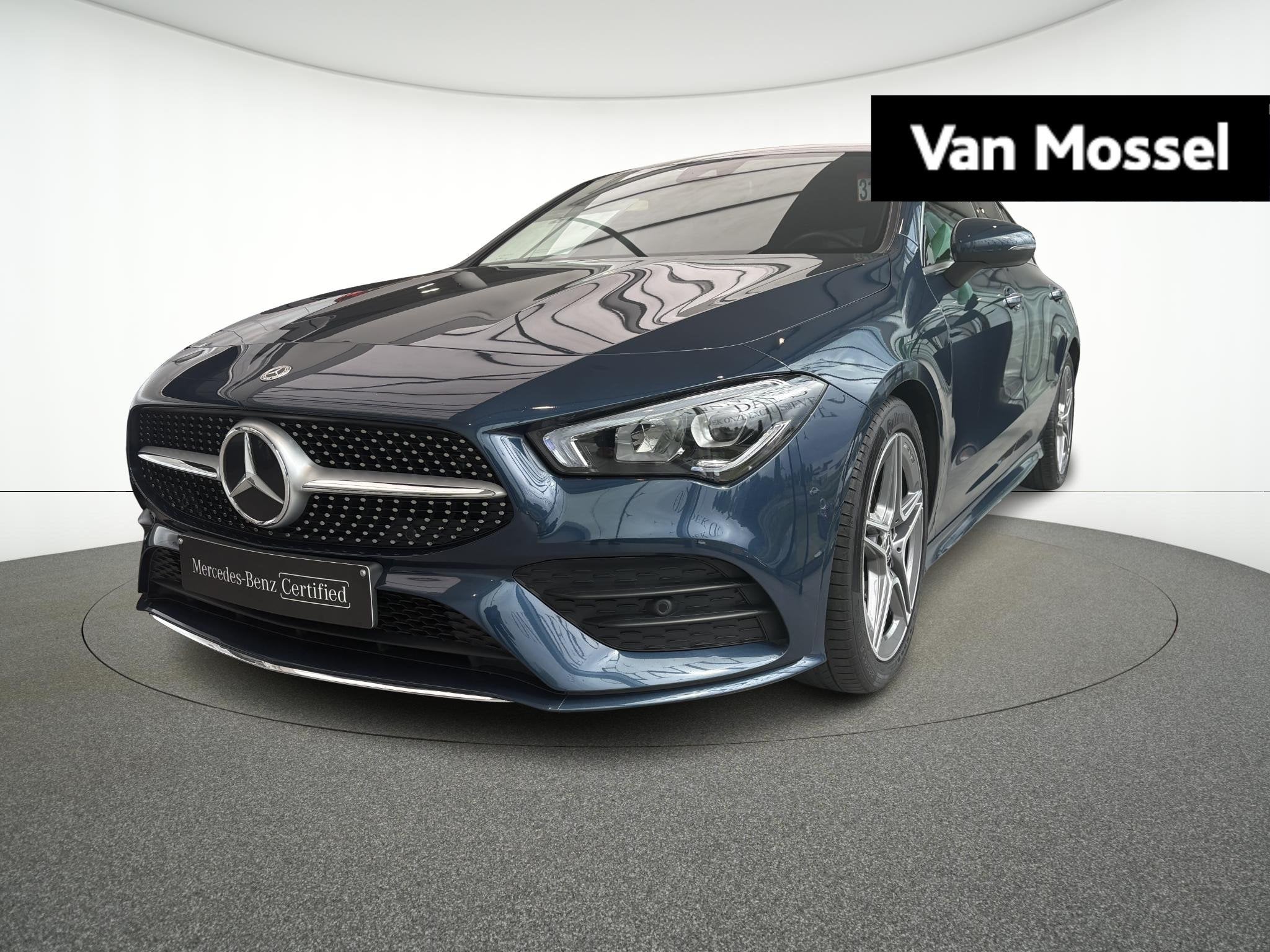 Mercedes-Benz CLA 180 d AMG Line Shooting Brake + CAMERA + L, Stof, Gebruikt, 4 cilinders, Automatische klimaatregeling