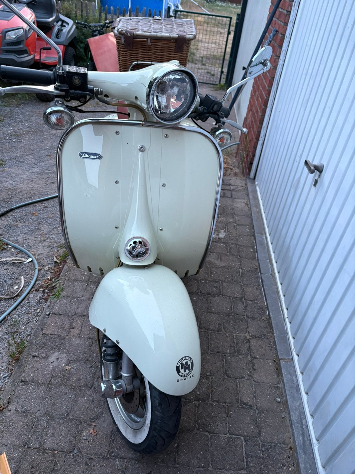 Abruzzi neco 125cc, Autres marques, Enlèvement, Utilisé, Essence