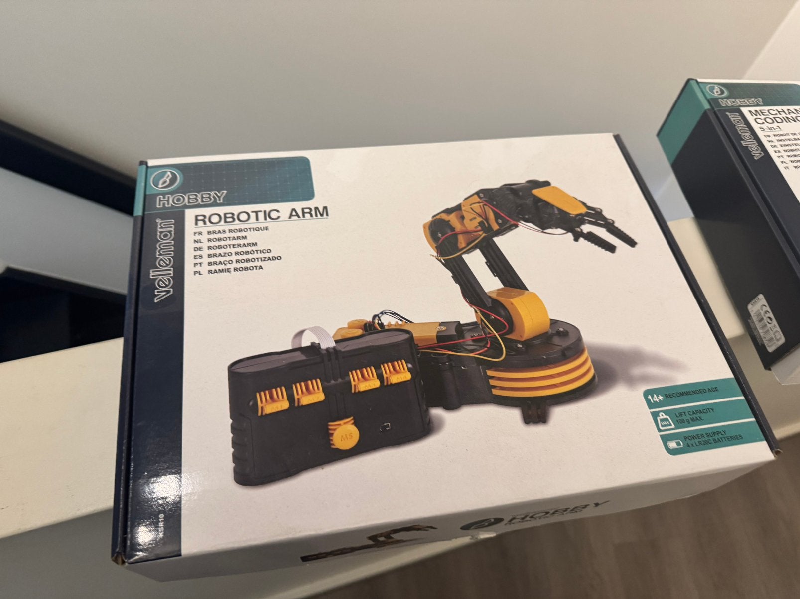 Velleman Robotic Arm + Mechanical Coding Robot (bonus), Ophalen, Zo goed als nieuw