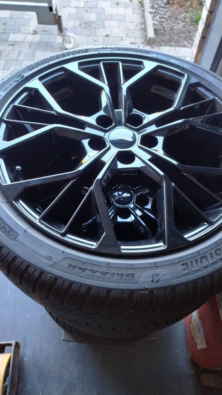 velgen met winterbanden, Ophalen, 18 inch, Gebruikt, Velg(en)
