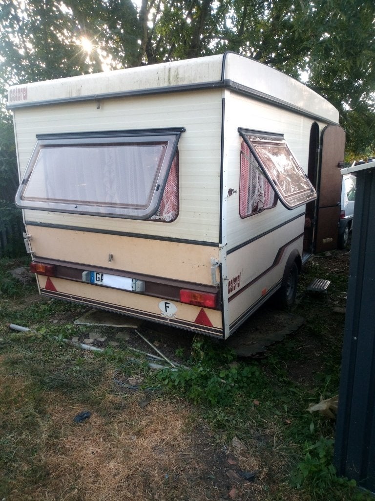 Caravane pliante Esterel supermatic1982, Caravanes & Camping, Caravanes pliantes, Autres marques, jusqu'à 4, Beige, Présent, Enlèvement