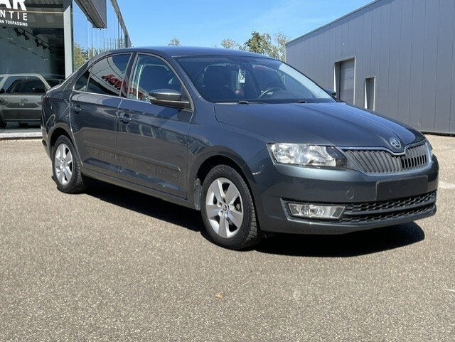 Skoda Rapid AMBITION !!!4 NIEUWE BANDEN!!!, Auto's, Skoda, 0 kg, 4 cilinders, 0 kg, Bedrijf