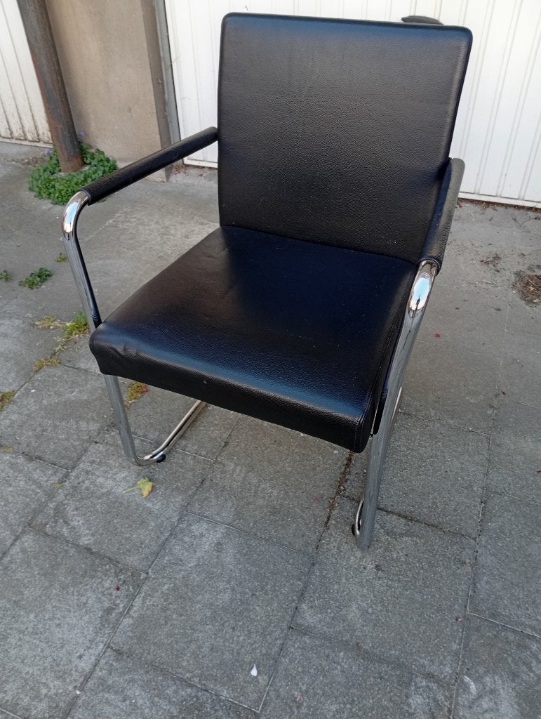 Fauteuil Luge JASON WALTER KNOLL – Cuir Noir  (Signé EOOS), Enlèvement, Cuir