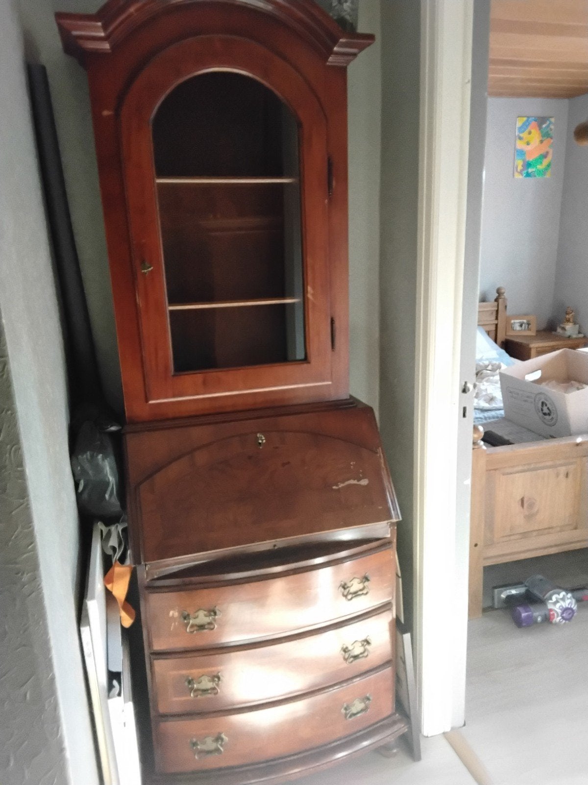 kast commode, Ophalen