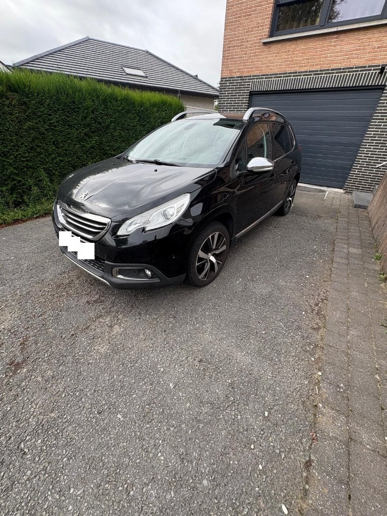 Peugeot 2008 1.2 benzine, Leder, 96 kW, Handgeschakeld, Particulier