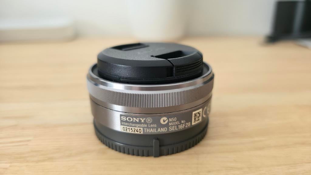 Objectif Sony SEL16F28, Enlèvement, Sony